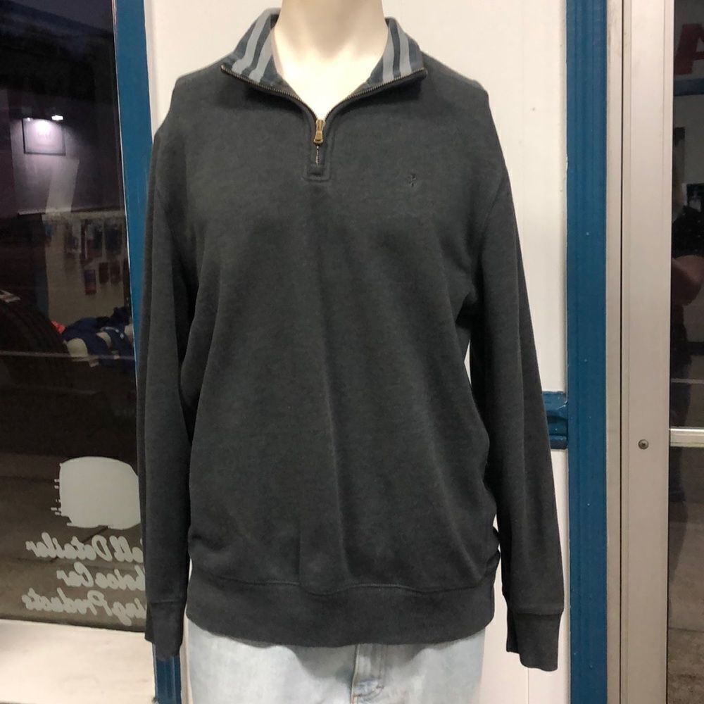 Men’s Izod Dark Gray Sweatshirt